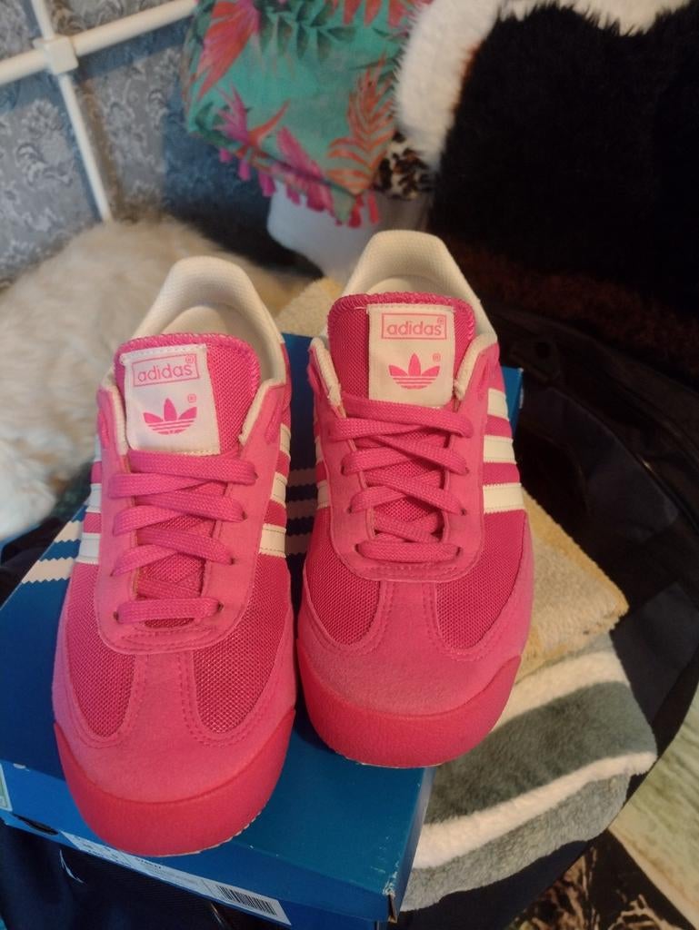 Mooie zomerse adidas Originals sneakers, Ophalen of Verzenden, Nieuw, Roze, Sneakers of Gympen
