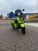 ️ ZOMERKLAAR | SPORTIEVE VESPA SPRINT | VOL MET OPTIES ️, Fietsen en Brommers, Scooters | Vespa, Ophalen, Overige modellen, Maximaal 45 km/u