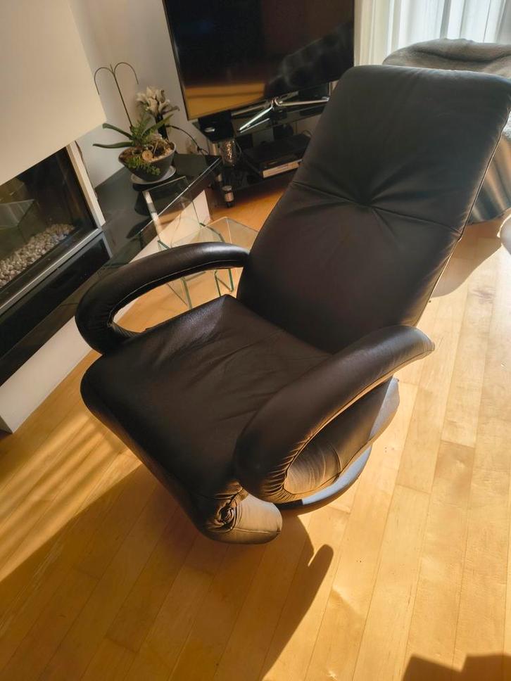 Comfortabele en verstelbare relaxstoel, Huis en Inrichting, Fauteuils, Zo goed als nieuw, Ophalen