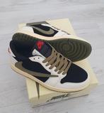 Nike Air Jordan 1 Low Travis Scott olijfgroen, Kleding | Heren, Schoenen, Ophalen of Verzenden, Nieuw, Overige kleuren
