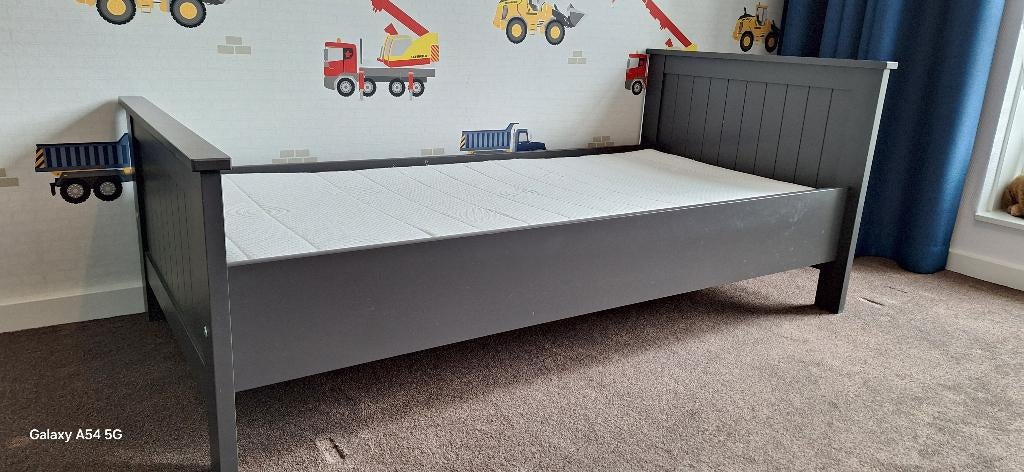 Peuterbedje Hout (160x80), Kinderen en Baby's, Kinderkamer | Bedden, Ophalen, Gebruikt, 70 tot 85 cm, 140 tot 160 cm