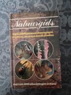 Natuurgids met ruim 1000 afbeeldingen in kleur, Boeken, Ophalen of Verzenden