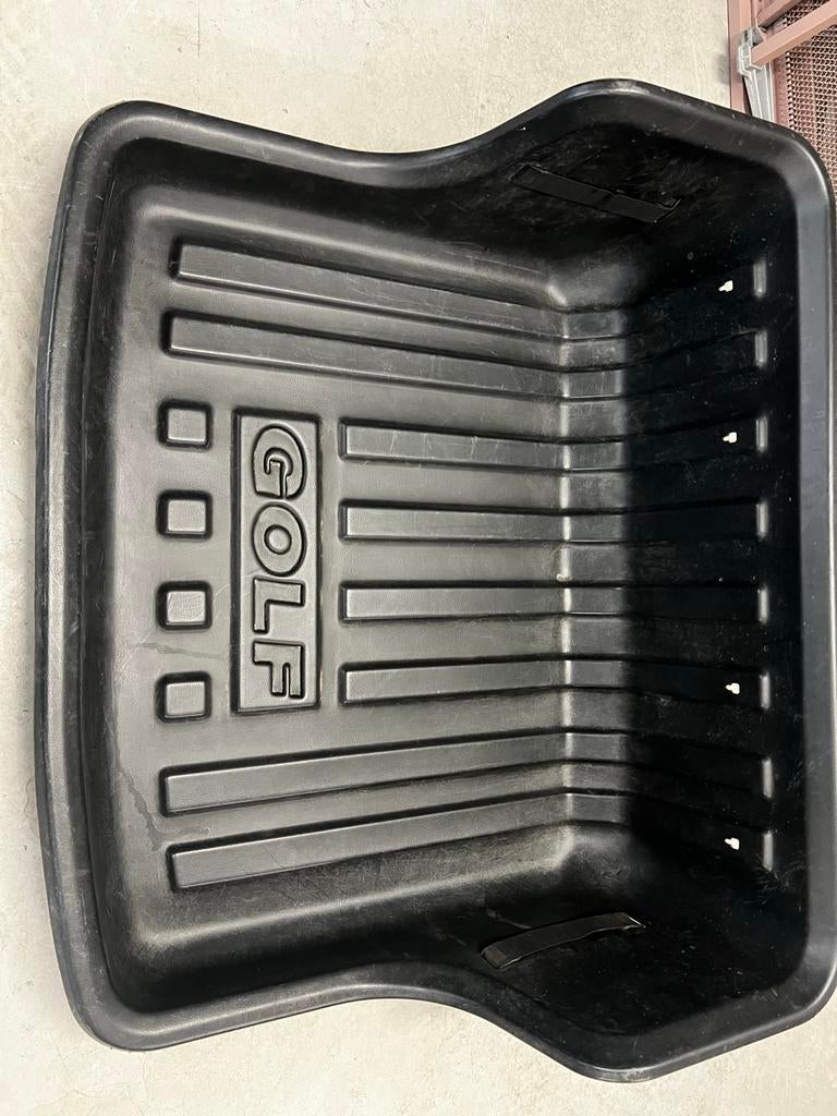 Hondenbak voor Volkswagen Golf 7 Variant - Stevig en Mooi, Auto-onderdelen, Interieur en Bekleding, Ophalen of Verzenden, Gebruikt