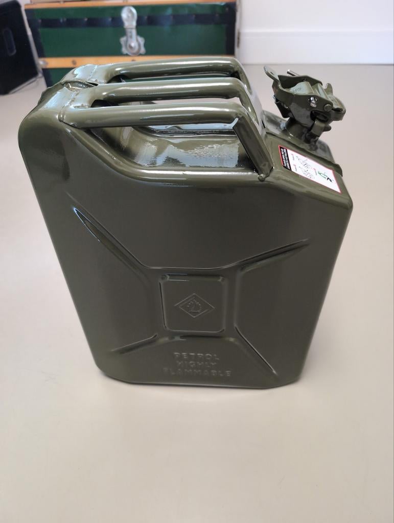 Nieuwe Metale Jerrycan 20L - UN Goedgekeurd, Ophalen of Verzenden, Nieuw, Universele onderdelen