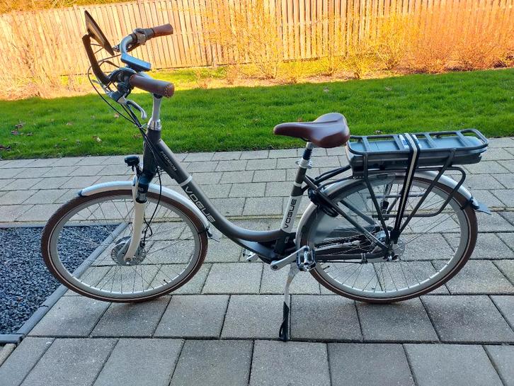 Vogue Premium N7 elektrische damesfiets mat bruin, Fietsen en Brommers, Fietsen | Dames | Damesfietsen, Zo goed als nieuw, Overige merken