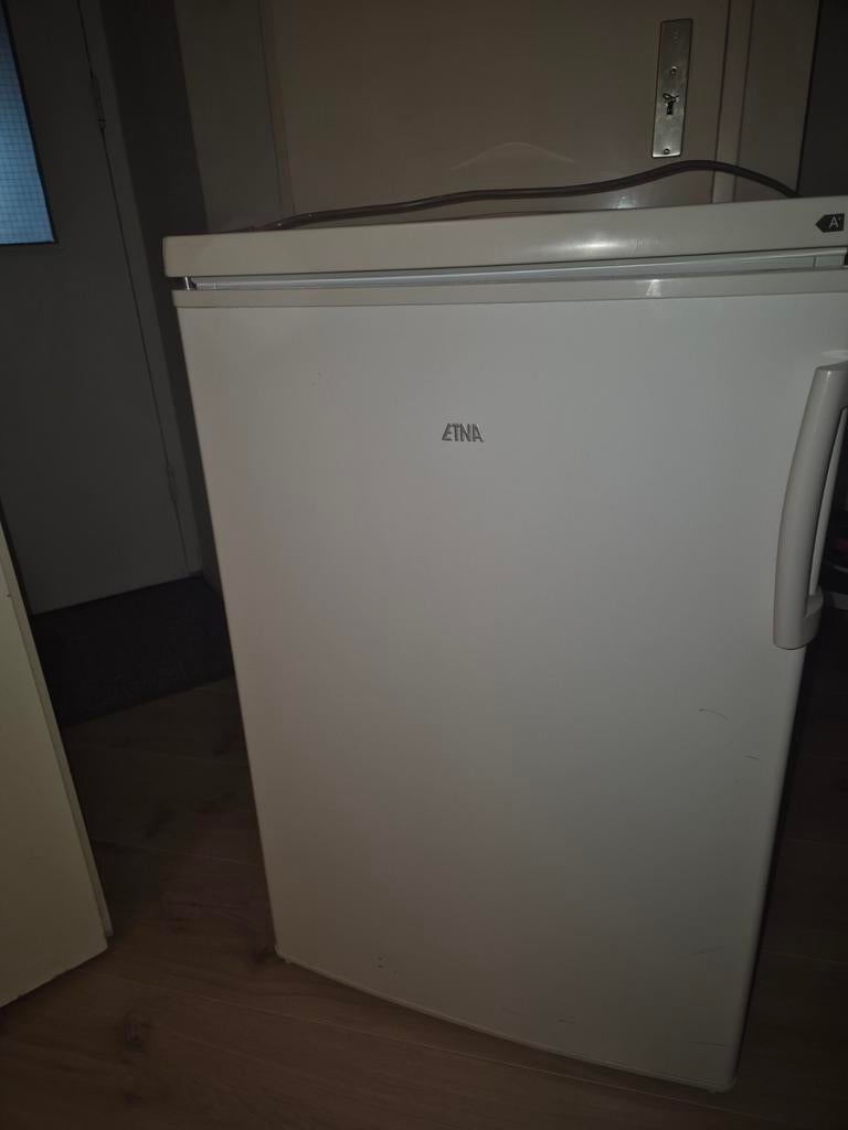 Etna koelkast, Ophalen, Zo goed als nieuw, Minder dan 60 cm