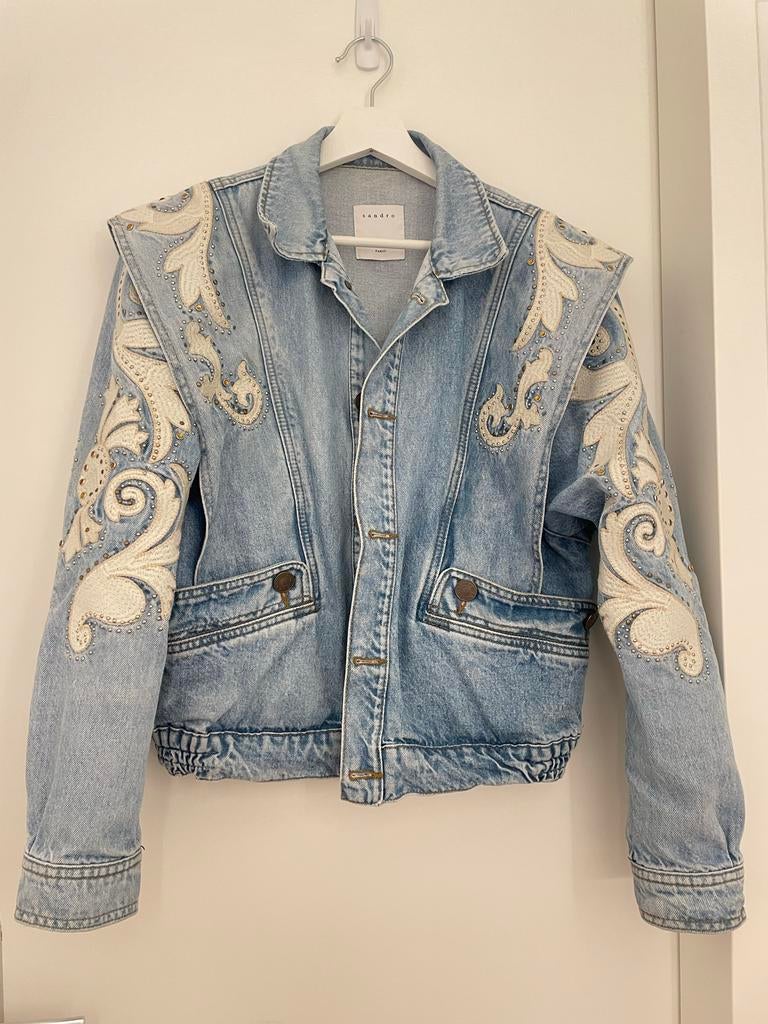 Sandro spijkerjack met borduursels en studs, oversized fit, Ophalen of Verzenden, Gedragen, Maat 36 (S), Blauw