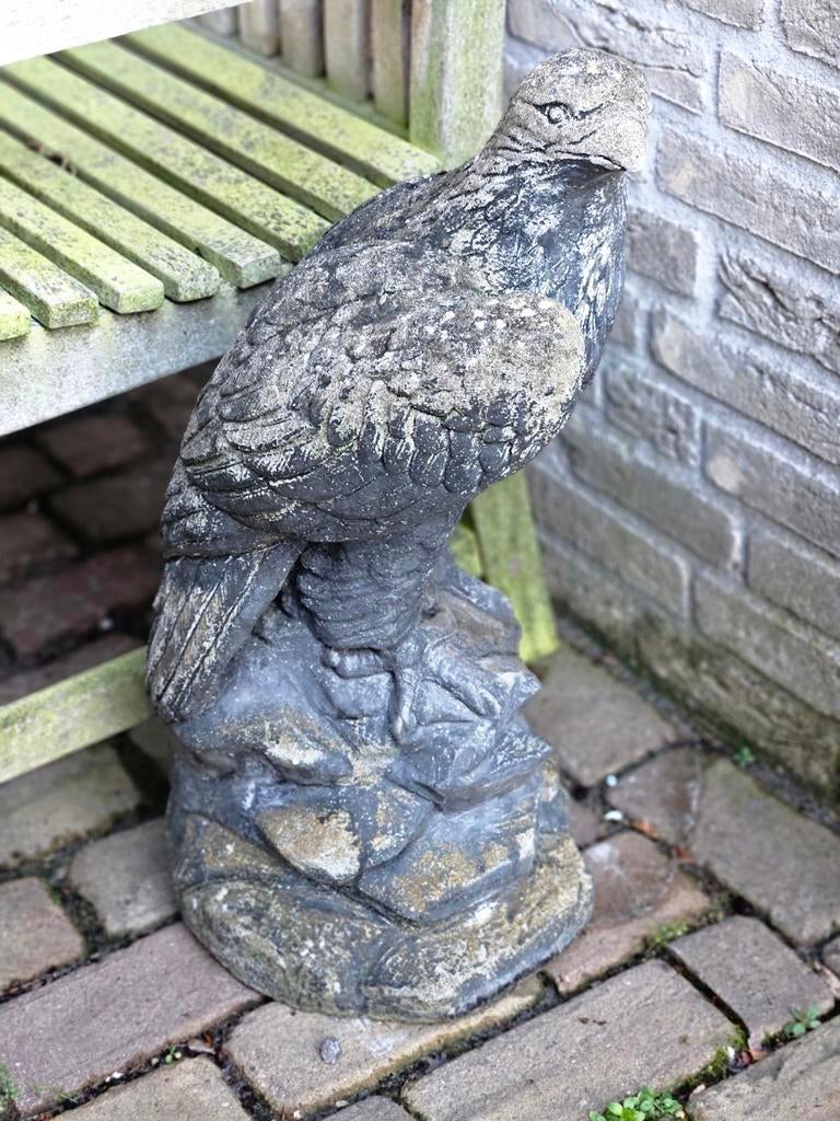 Brocant betonnen stenen tuinbeeld roofvogel arend, Tuin en Terras, Ophalen, Steen