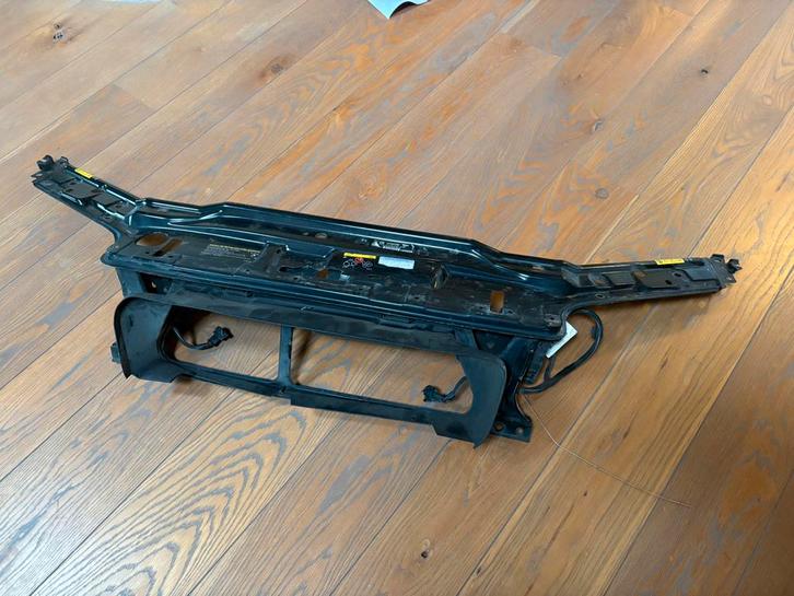 Volvo V70 S60 2000-2007 frontplaat staal, Auto-onderdelen, Carrosserie en Plaatwerk, Bumper, Volvo, Voor, Gebruikt, Ophalen