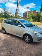 Toyota Corolla Verso 1.8 Vvt-i AUT 7P 2006 Grijs, Auto's, 65 €/maand, 4 cilinders, 129 pk, 7 stoelen