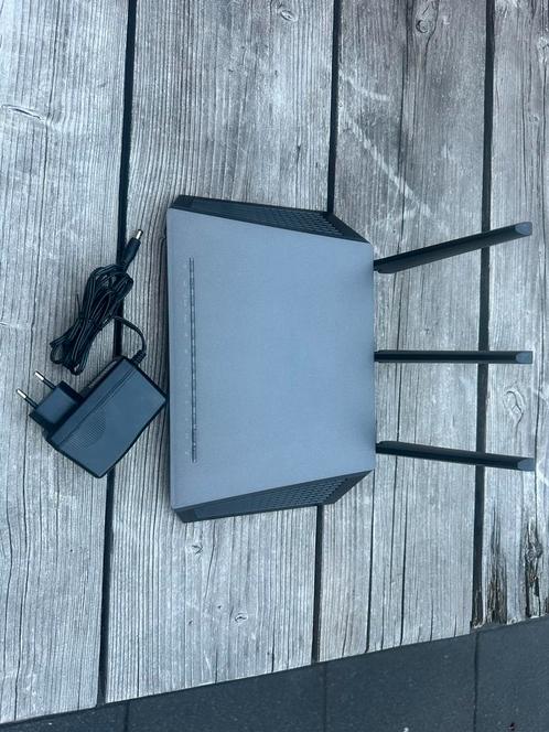 Netgear Nighthawk AC1900 R7000 Router, Computers en Software, Routers en Modems, Zo goed als nieuw, Ophalen of Verzenden