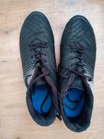 Decathlon Kipsta football shoes, Sport en Fitness, Voetbal, Ophalen, Gebruikt, Schoenen