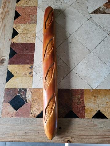 Brocante  broodmes in vorm stokbrood...decoratie stokbrood.. beschikbaar voor biedingen