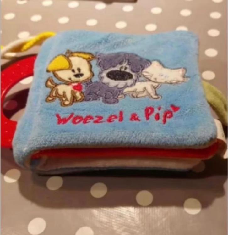 Woezel en Pip Babyboekje Activiteitenboek Boekje Boek Baby, Kinderen en Baby's, Speelgoed | Babyspeelgoed, Zo goed als nieuw, Overige typen