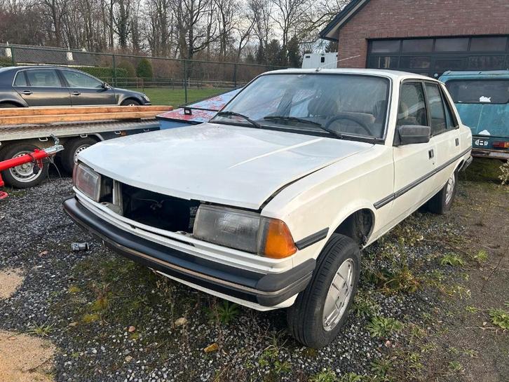 Peugeot 305 voor onderdelen !!!, Auto-onderdelen, Carrosserie en Plaatwerk, Deur, Peugeot, Voor, Achter, Links, Rechts, Gebruikt
