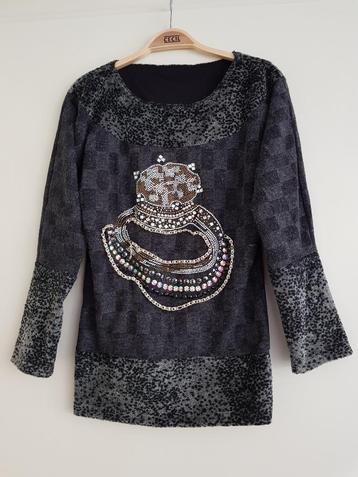 Mooie trui voor dames -- maat S / 36 -- beschikbaar voor biedingen