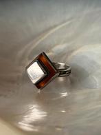 Aparte zilveren ring, Tuareg, Toeareg, Ophalen of Verzenden, Zilver, Ring, Met edelsteen