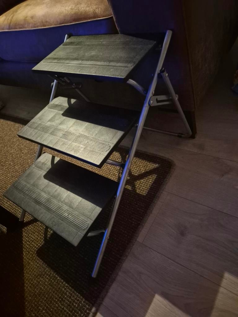 Honden trapje 45cm hoogVaste prijs€15euro, Dieren en Toebehoren, Honden-accessoires, Ophalen