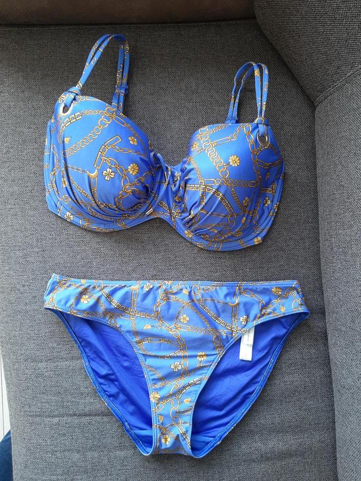 Prima Donna Olbia Bikini Top 75G en slip 40, Kleding | Dames, Badmode en Zwemkleding, Zo goed als nieuw, Bikini, Blauw, Ophalen of Verzenden
