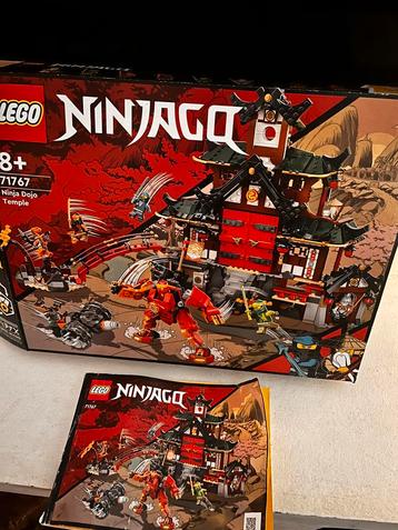 LEGO Ninjago 71767 Ninja Dojo Temple | doos & b beschikbaar voor biedingen