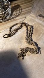 Macrame plantenhanger, Ophalen