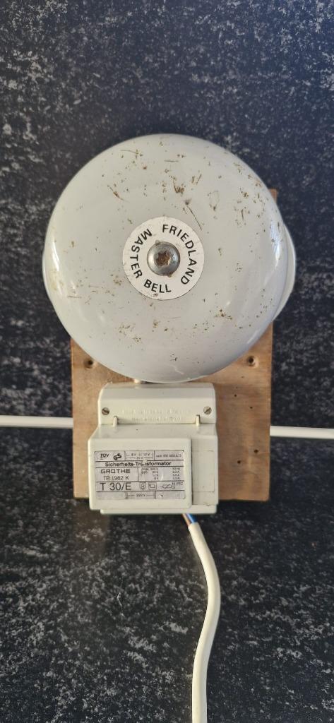 Friedland master bell met Grothe Transformator, Huis en Inrichting, Deurbellen, Gebruikt, Bedraad, Ophalen