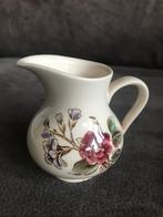 Melk Kannetje Vintage Villeroy en Boch., Overige typen, Ophalen of Verzenden, Zo goed als nieuw, Overige stijlen