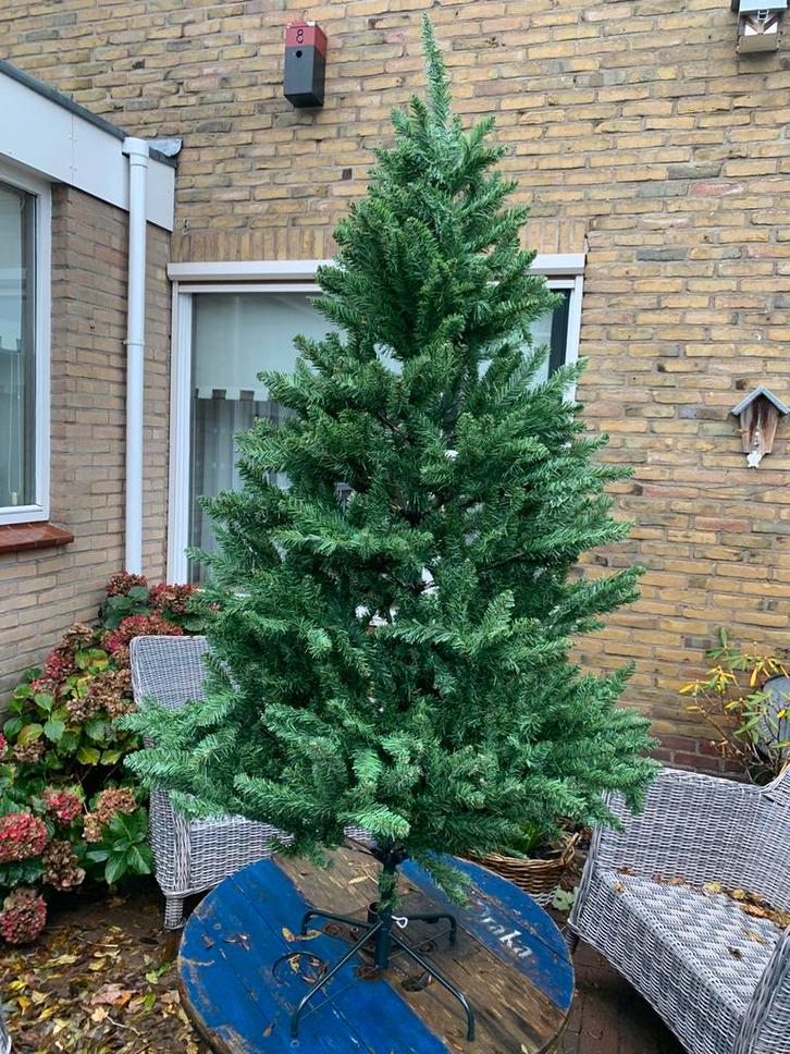 Kunstkerstboom 180 cm, Diversen, Kerst, Zo goed als nieuw, Ophalen of Verzenden