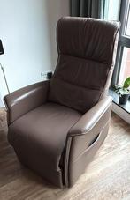 Sta op stoel medium twee motoren elektrisch verstelbaar, Ophalen, Zo goed als nieuw, 50 tot 75 cm