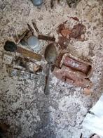 Lotje WO2 bodemvondsten type laatjes, munitie etc, Ophalen of Verzenden, Landmacht, Engeland, Hulzen of Bodemvondsten