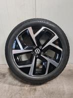 19' Volkswagen VW ID.3 Wellington met winterbanden 8mm, Auto-onderdelen, Banden en Velgen, 215 mm, Banden en Velgen, Winterbanden