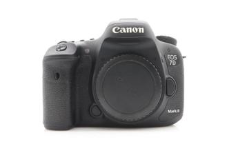 Canon eos 7d mark 2 ZeerGoedeStaat 1 Jaar Garantie beschikbaar voor biedingen