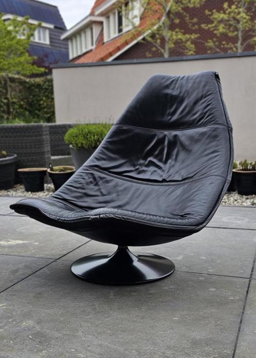 Artifort F585 design fauteuil draaibaar, Huis en Inrichting, Fauteuils, Gebruikt, Leer, 75 tot 100 cm, 75 tot 100 cm, Ophalen of Verzenden