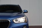 BMW X1 sDrive18i High Executive M-Sportpakket / Stoelverwarm, Auto's, BMW, Met garantie (alle), Blauw, Alcantara, Origineel Nederlands