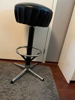 Barkruk zwart kruk gratis ophalen, Huis en Inrichting, Barkrukken, Ophalen, Gebruikt, 60 tot 90 cm, Met voetsteun