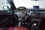Alfa Romeo Giulietta 1.4 T Distinctive Pano Leder Xenon 18", Voorwielaandrijving, Gebruikt, 4 cilinders, Wit