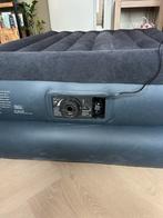 Opblaasbaar 2-persoons luchtbed met pomp, Ophalen, Ingebouwde pomp, Zo goed als nieuw, 2-persoons