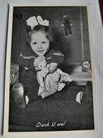 Meisje  met pop ansichtkaart gelopen 1954, Ophalen of Verzenden, 1940 tot 1960, Gelopen, Kinderen