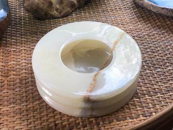 Onyx schaal / decoratief object beschikbaar voor biedingen
