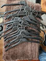 20 Kledinghangers - Zwart Kunststof, Ophalen of Verzenden, Zo goed als nieuw, Kunststof, Volwassenen