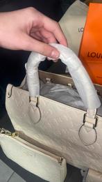 Louis Vuitton tassen set nieuw in doos, Sieraden, Tassen en Uiterlijk, Tassen | Damestassen, Nieuw, Handtas, Ophalen of Verzenden