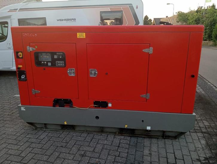 Generator/ aggregaat  Genelec 50kva 3255 uur!! bj 2017, Doe-het-zelf en Verbouw, Aggregaten, Gebruikt, Dieselolie, 30 kVA of meer