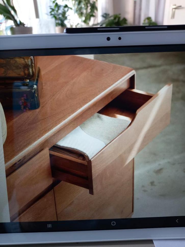 Mooie buffetkast van mango hout - 5 maanden oud, Huis en Inrichting, Kasten | Buffetkasten, Zo goed als nieuw, Ophalen