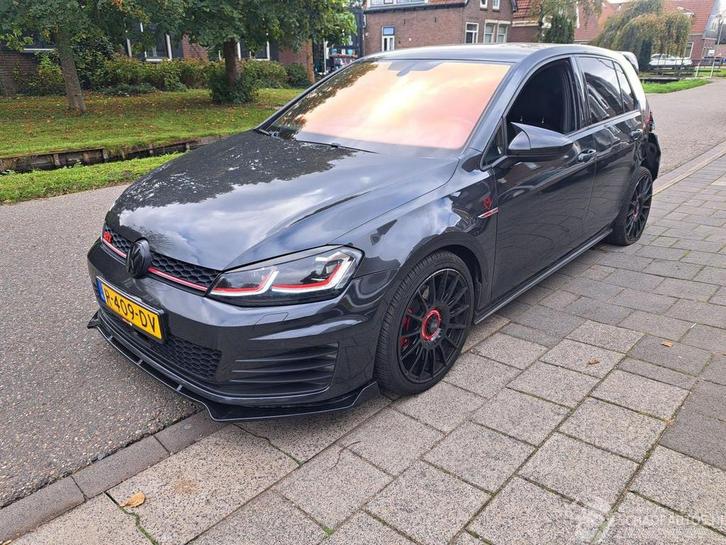 Volkswagen Golf 2.0TSI GTI (bj 2015, automaat), Auto diversen, Schadeauto's, Volkswagen, Automaat, Benzine, Stationwagon, Zilver of Grijs