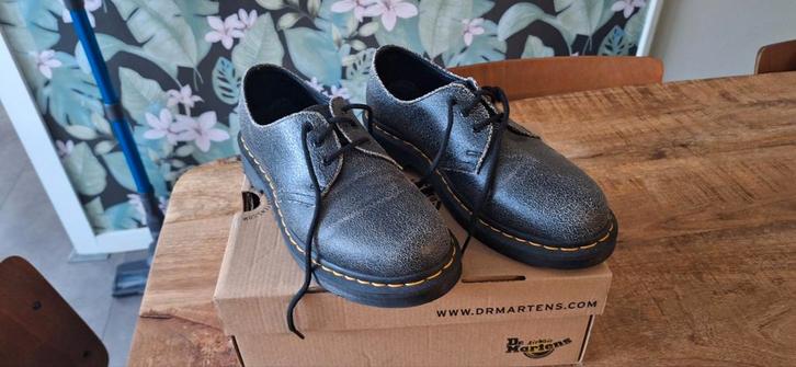 Dr. Martens 1461 Cristal Suède Schoenen - Maat 39, Kleding | Dames, Schoenen, Zo goed als nieuw, Instappers, Zwart, Ophalen of Verzenden
