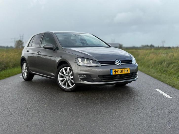 Volkswagen Golf 1.4 TSI 90KW DSG 2013 Grijs, Auto's, Volkswagen, Particulier, Golf, ABS, Achteruitrijcamera, Adaptieve lichten