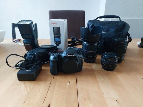 Canon Eos 90d + 3 lenzen, rapportageflitser en tas, Audio, Tv en Foto, Fotocamera's Digitaal, Zo goed als nieuw, Spiegelreflex