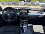 BMW 5-serie 523i |Airco|Automaat|Cruise control|Nette staat., Auto's, BMW, Bedrijf, Grijs, 1500 kg, Sedan