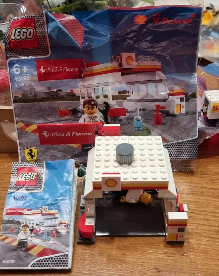 Lego. Shell. Bezinentakstatsion. Collector item., Kinderen en Baby's, Speelgoed | Duplo en Lego, Zo goed als nieuw, Lego, Complete set