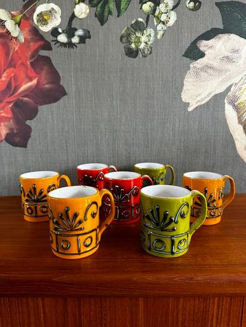 Vintage italiaanse mokken 1970s Nova Rinascimento beschikbaar voor biedingen